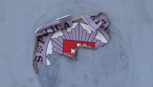 Mladý vodič na políciu zrejme s láskou spomínať nebude. Jeho auto ukradli priamo z policajnej garáže