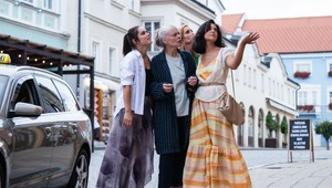 Ako vyzerajú 4 učiteľky POD PAROU? To prezrádza trailer k česko-slovenskej novinke!