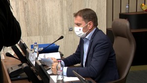 Opozícia kritizuje, tripartita nepodporuje a minister Matovič podmieňuje. Hľadá sa dohoda o rozpočte