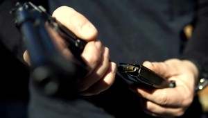 Odsúdenému vrahovi dala druhú šancu. Zabil jej deti pred očami