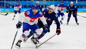 Slovenskí hokejisti postúpili do semifinále