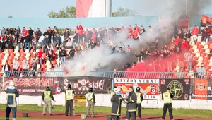 Viac policajtov ako fanúšikov. Polícia nevedela, kde Trnavčania vystúpia