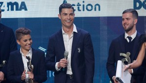 Cristiano Ronaldo nezarába len na trávnikoch. Slušný balík má aj z Instagramu