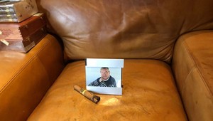 Formana (†86) dva dni po smrti tajne pochovali