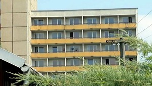 Fico chce silvestrovať s rektormi. Preplatí im faktúry za opravu internátov