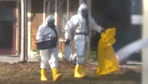 Dôchodkyňa otrávila svojich susedov. Jed im primiešala rovno do jedla