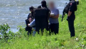 Policajná rekonštrukcia v Komárne pri Váhu. Prišiel Zoltán Andruskó z kauzy vraždy Jána Kuciaka a jeho snúbenice