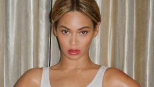 A zase tá retuš! Beyonce (34) si dala upraviť pás i stehná!