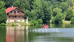Šiel si zaplávať a zmizol pod hladinou. Pátranie už uzavreli