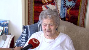 Úrad pre osoby so zdravotným postihnutím tvrdí, že pani Margitu susedia diskriminujú. Výťah, ktorý potrebuje, stále nechcú