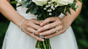 Odmietla nútený sobáš, rodičia ju chceli zabiť. Otec ju škrtil pred školou, matka len stála opodiaľ