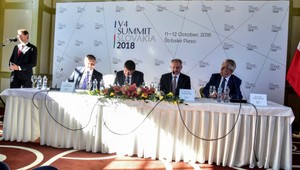 Prezidenti V4 jednali o EÚ, migrácii či sociálnych otázkach