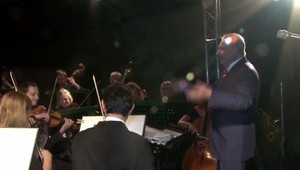 Bývalý prezident Schuster ako dirigent