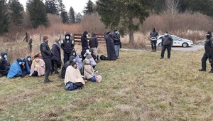 V Turci pátrali po migrantoch. Rozutekali sa do okolitých lesov