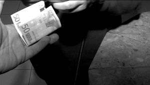 Na internete si Česi kúpili falošné bankovky. Chytili ich na Slovensku, kde je trest prísnejší