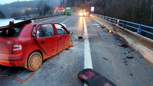 Peter sa v protismere zrazil s kamiónom a zomrel