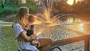 Jasmina poriadne šokovala mamičky! Nanuk na striedačku Sanelovi a psovi?!