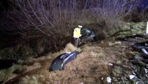 Vodič (55) zaspal za volantom, auto skončilo v priekope