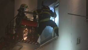 Oheň pod lupou: V prípade požiaru v bytovom dome záleží na správnom postupe