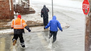 Na východe Slovenska hrozia povodne. SHMÚ vydal výstrahy pre tieto okresy