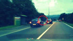 Opitého vodiča nezastavila ani streľba, policajtom sa vysmieval