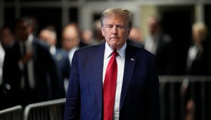 Trump sa postaví pred súd v trestnom konaní ako prvý exprezident v dejinách USA