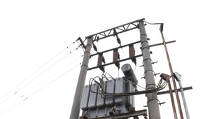 Páchateľ už trinásťkrát vypol elektrinu, hrozí mu 25 rokov vo väzení