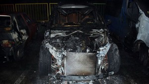 Seriál "Podpaľačstvo luxusných áut" pokračuje