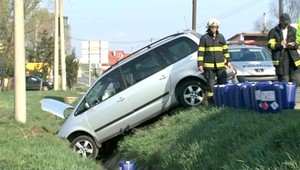 Šialená jazda po sídlisku. Poliak skončil v priekope