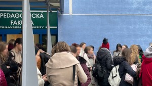 Bombová hrozba opäť zasiahla slovenské univerzity. Vyučovanie na jednej z nich prerušili