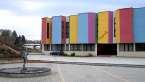 Z Warhola urobili čudáka, tvrdí riaditeľ Andy Warhol Society