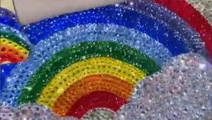 Šialené rozmaznávanie! Dcérka speváčky chcela kabelku s dúhou, má ju na mieru za 50 tisíc!