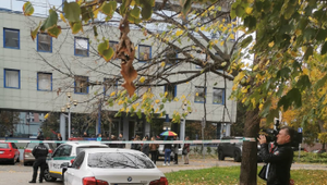 Na viacerých bratislavských súdoch nahlásili bombu. Zamestnancov evakuovali