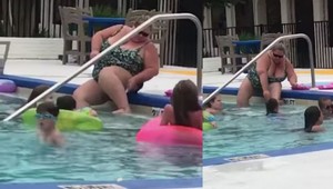 Žena si holila nohy v bazéne plnom detí