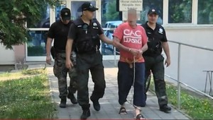 Jozef (50) namiesto dokladov polícii ukázal mužskú pýchu