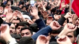 Napätie na Blízkom východe narastá do extrému. Teherán hrozí Amerike ukrutnou odvetou