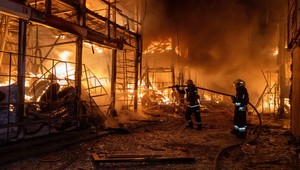 1316. deň na Ukrajine: Charkov opäť v plameňoch, ruský postup na Donbase sa spomalil