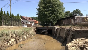 Podmytý most v Brežanoch: Hrozí, že by sa obyvatelia nedostali domov