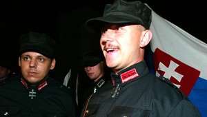 Marian Kotleba podal trestné oznámenie na Roberta Fica