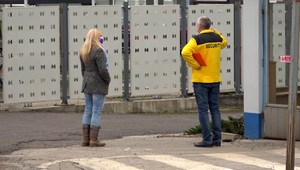 Pod tonami železa zahynul 44-ročný zvárač. Tragédiu preveruje polícia aj inšpektori práce