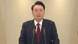 Juhokórejský ústavný súd odvolal z funkcie prezidenta Jun Sok-jola