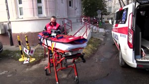 Národná rada schválila zvýšenie platov zdravotníkov. Zohľadňovať sa majú aj roky praxe