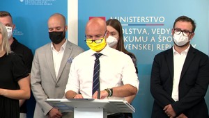 Minister školstva Gröhling: Zvýšenie platov učiteľov nie je len v mojej kompetencii