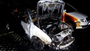 V Liptovskom Mikuláši zhorelo auto. Vraj patrilo policajtovi