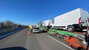 Na diaľnici D1 sa zrazili 3 nákladné vozidlá