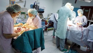 Prípad malého Adamka. Úrad rieši sťažnosti na trnavských pôrodníkov