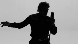 Zomrel slávny spevák, zabila ho rakovina pľúc