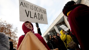 Platy pre nepedagógov. Obídu napokon s dlhým nosom?