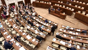 SaS vypovedala koaličnú zmluvu. Pozrite si možné scenáre vývoja situácie