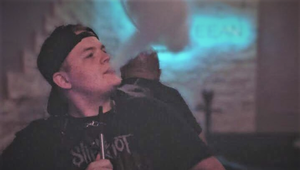 Jediný syn Ivety Bartošovej začal po rozpade kapely kšeftovať s TÝMTO!